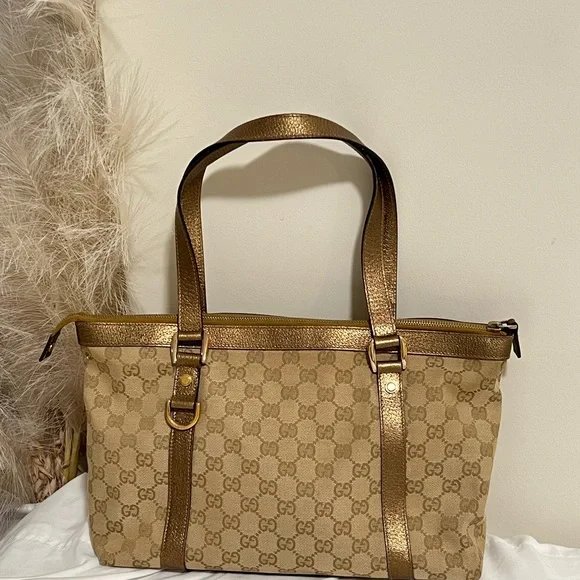 Gucci GG Nylon Abbey Medium - Picture 4 of 10